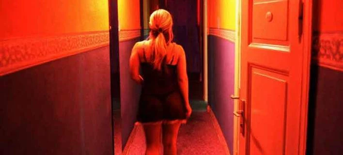 Σοκ με τη δράση κυκλώματος μαστροπών στην Αθήνα